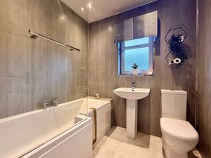 Photo 11- click for photo gallery